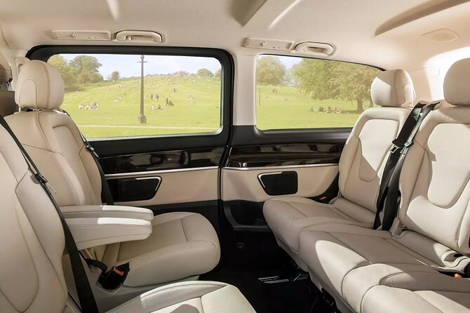 Gatwick Airport to Oxford Private Transfer - Pickup Details