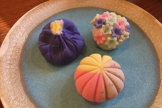 Ginza MANNENDO Wagashi Workshop With Master Yoshi - Wagashi Desserts Explained