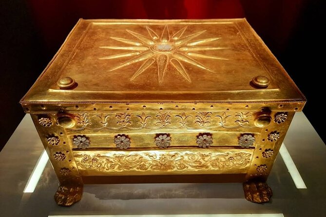 Glorious Touch From The Past ! Vergina From Volos - The Remarkable Tomb of Philip II