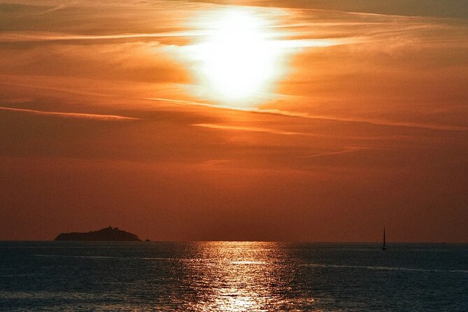 Golden Hour Sunset Cruise in Dubrovnik - Accessibility Considerations