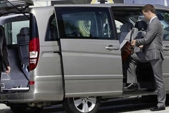 Grand Transportation Between the Airport and Hotels in Punta Cana - Booking Process