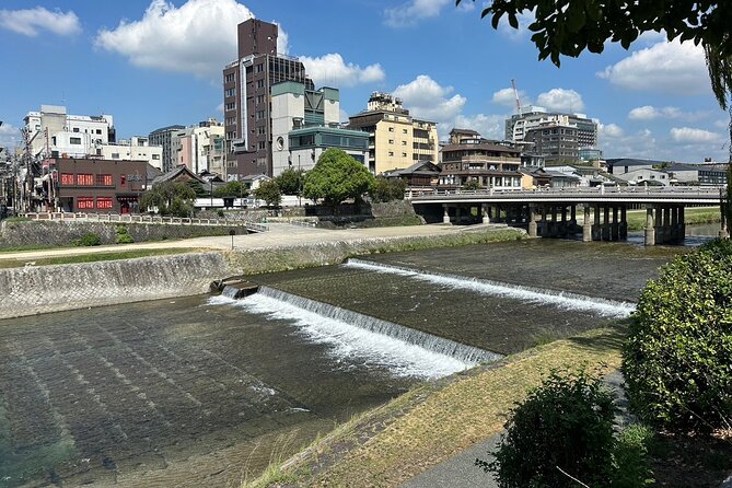 Guided Walking Tour in Kyoto - Tour Details