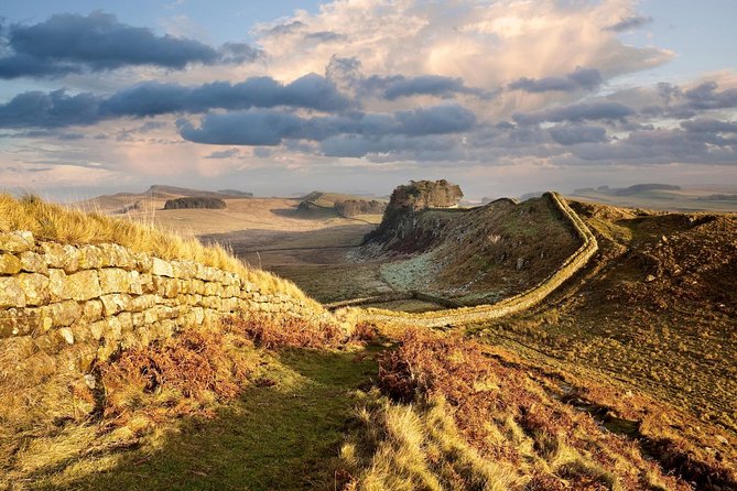 Hadrians Wall - Full Day - Up to 8 People - Key Historical Sites