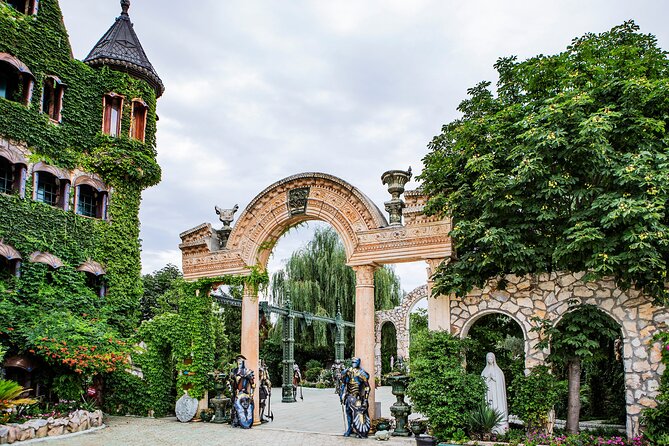 Half-Day Group Guided Birdwatching Tour With Ravadinovo Castle - Birdwatching Highlights