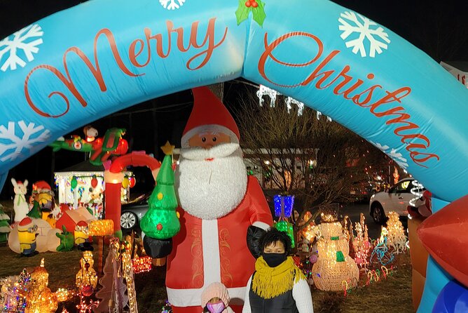 Half-Day Holiday and Tacky Lights Tour Review - Highlights of the Experience