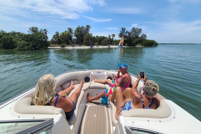 Half-Day Private Boating On Blue Hurricane - Clearwater Beach - Meeting and Pickup