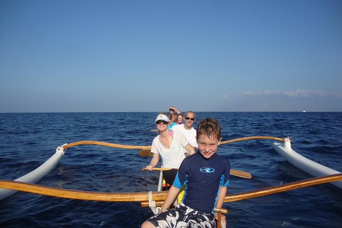 Hawaiian Outrigger Canoe Cultural and Turtle Tour - Encountering Marine Life