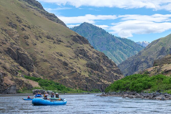 Hells Canyon Rafting Excursion Review - Navigating the River Rapids