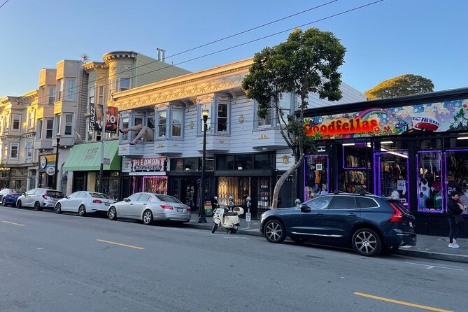 Hippie Haight-Ashbury and True Crime Tour - Booking Information