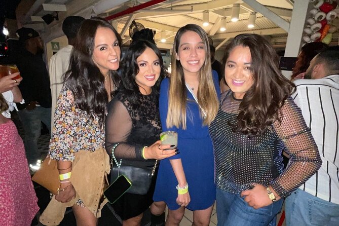 Hollywood Club Crawl Review: A Night to Remember - Meeting and Departure Details