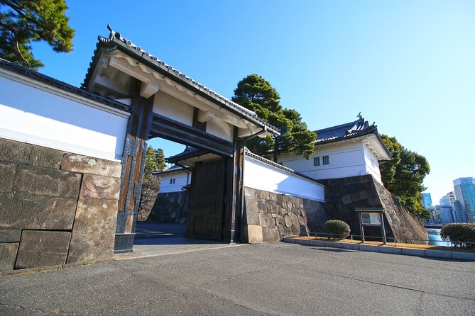 Imperial Palace and Heritage of Edo Castle Private Tour - Meeting and End Points