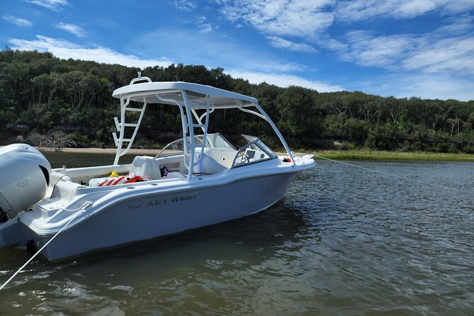 Jacksonville Private Boat Tour Daytime or Sunset, up to 6 People - Inclusions
