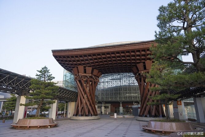 Kanazawa Half Day (E-bike Tour) - Inclusions and Meeting Points
