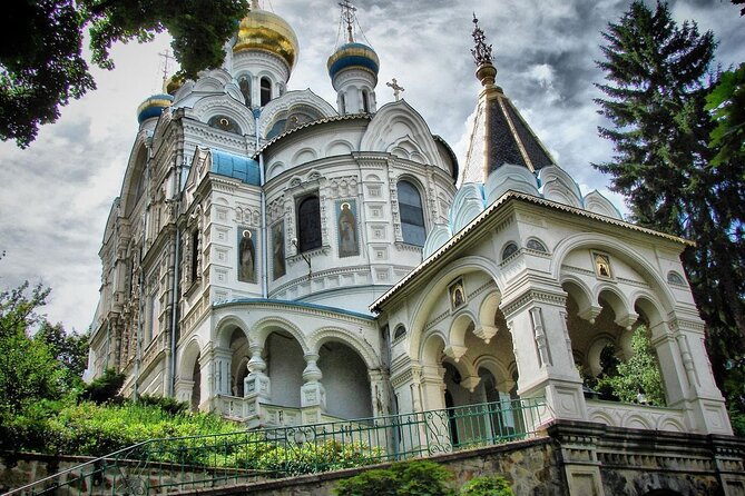 Karlovy Vary 9-Hour Private Tour - Itinerary Overview