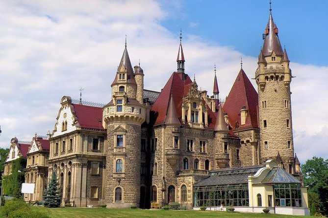 Katowice Castle in Moszna and Plawniowice Palace Private Guided Tour - Discovering Plawniowice Palace