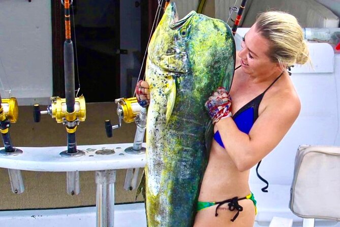 Key West Private Fishing Charters- 4 HRS 36 FT HATTERAS COWBOY - Accessibility and Participation