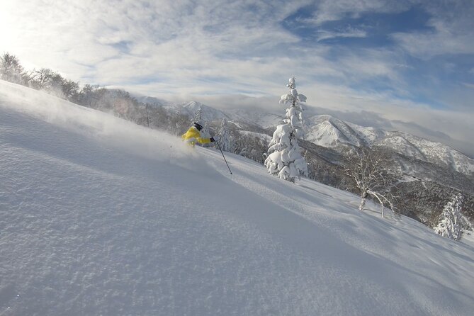 Kiroro Resort 6 Hrs Lift Pass and Round Trip Shuttle From Sapporo - Pickup Information