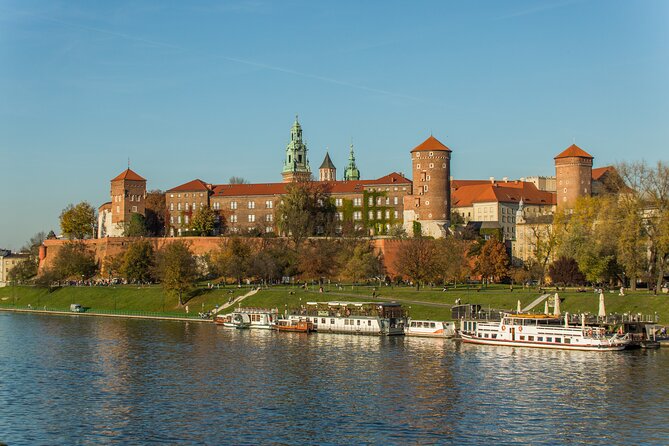 Krakow: Wawel Castle & Cathedral and Wieliczka Salt Mine Guided Tour With Lunch - Highlights of Wawel Castle