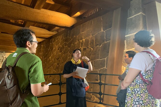 Kumamoto Castle Walking Tour With Local Guide - Visiting Kumamoto Castle