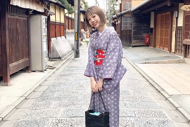 Kyoto 6 Hr Private Guided Tour & Kimono Experience - Highlights of the Fushimi Inari-taisha Shrine