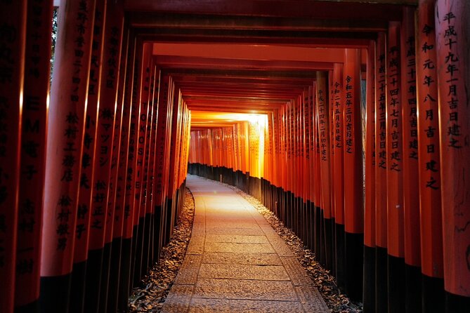 Kyoto Fushimi Inari Night Walking Tour - Experience the Nighttime Beauty