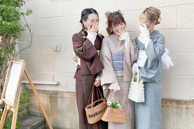 Kyoto Gion: Japanese Traditional Experience -Kimono, Yukata - Exploring the Gion District in Kyoto