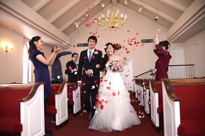 Las Vegas Wedding at A Special Memory Wedding Chapel - Packages and Pricing