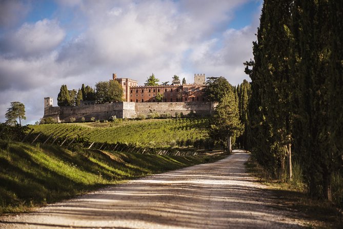 Livorno Port ShorExcursion: Siena San Gimignano Lunch&WineTasting - Pickup Details