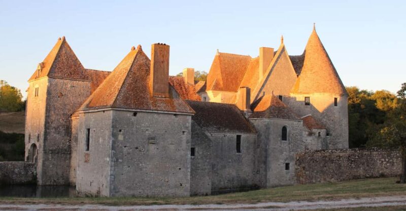 Loire Valley; Gastronomic Tour; Medieval Castle - Private Castle Tour