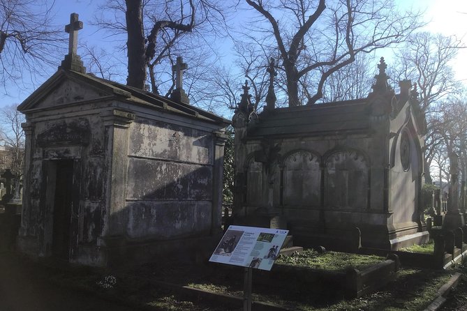 London Cemetery Private Walking Tour - Meeting and Pickup