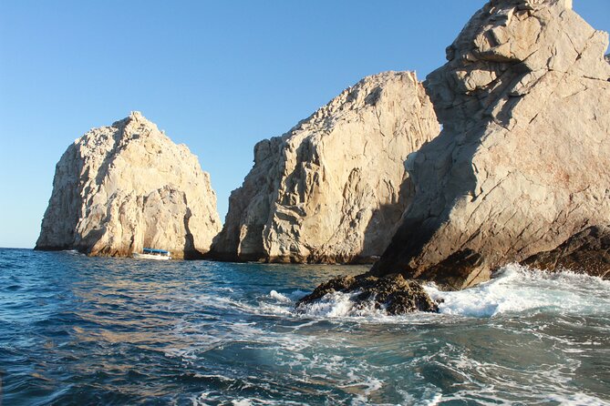 Lovers Beach and El Arco Boat Trip - Meeting and Pickup Details