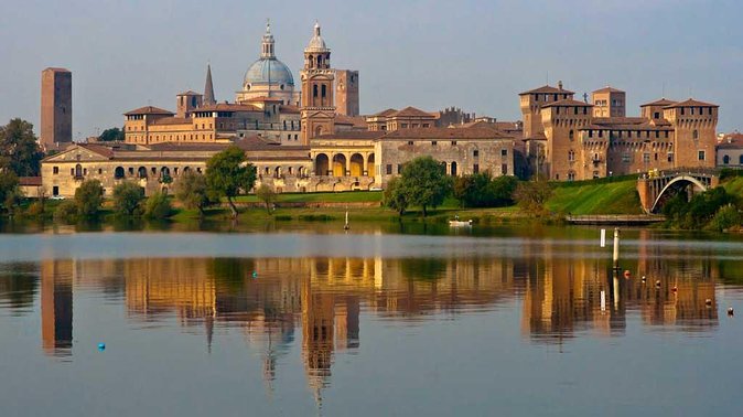 Mantua and Ferrari City Day Trip From Verona - Highlights of Mantuas Architecture