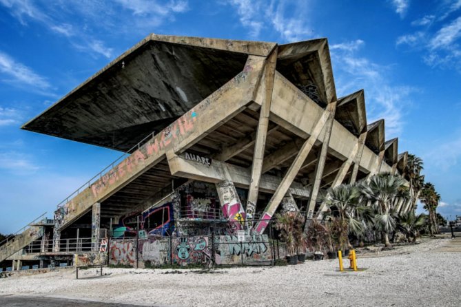 Miami: History Through Architecture Private Tour With Transport - Experience the Art Deco District