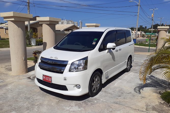 Montego Bay Airport Transfers to Negril - Pricing and Booking