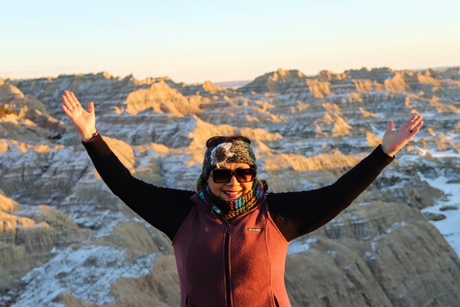 Mount Rushmore & Badlands: Iconic Highlights in a Day - Adventurous Activities