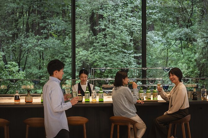 Mt. Fuji Viewing & Suntory Hakushu Distillery Whisky Museum - Meeting and Pickup