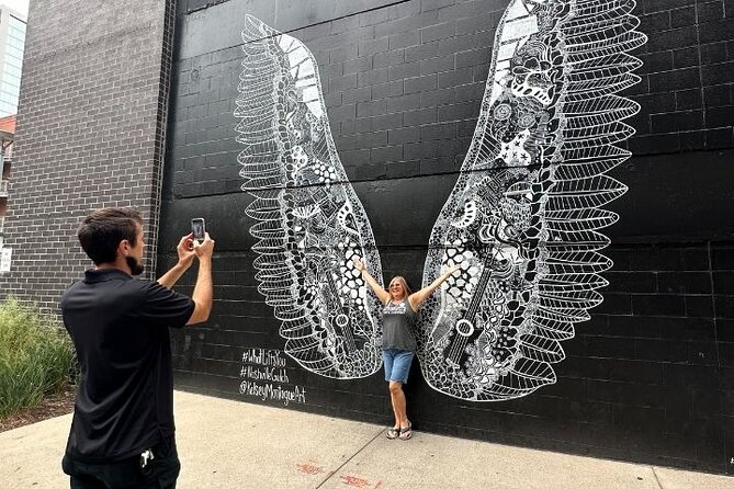 Murals & Margaritas - Exploring Iconic Neighborhoods