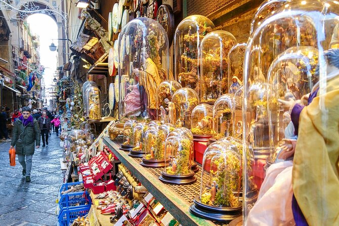 Naples in Christmas Time Tour With San Gregorio Armeno Market & City Highlights - Meeting and End Points