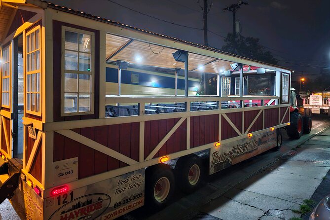 Night-Time Hayride Sightseeing Tractor Tour of Nashville - Meeting and Pickup