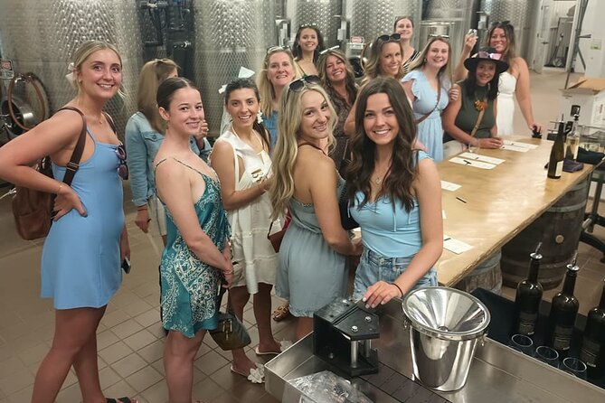 NON BUS Leelanau Winery Pairing With Thats a Pizza Food Tour - Meet Your Expert Guides