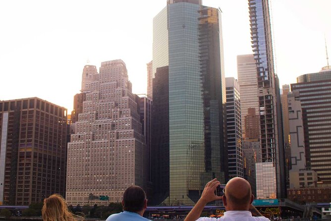 NYC Sunset Cruise Experience: A Review - Amenities and Services