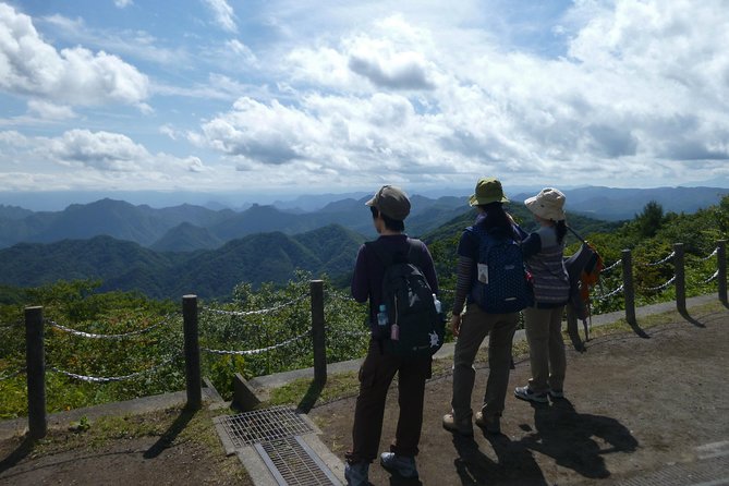 Old Nakasendo Trekking From Karuizawa-Beyond Sugahi Pass to Sakamoto Hotel- - Traversing the Sugahi Pass