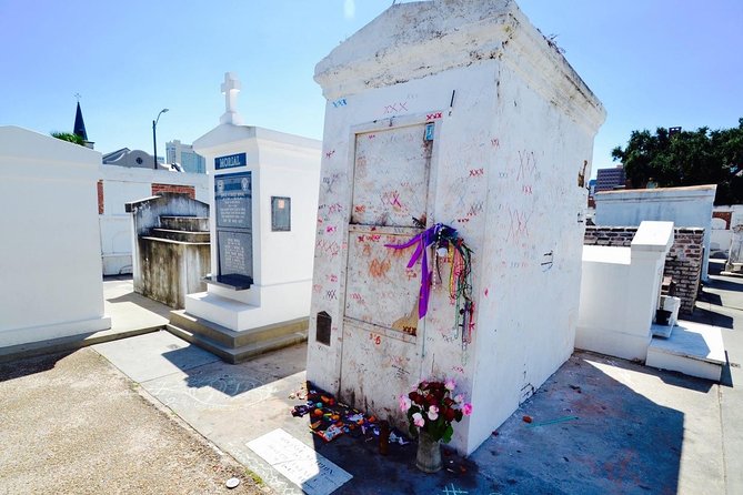 One Hour Saint Louis Cemetery Number One Walking Tour - Tour Details