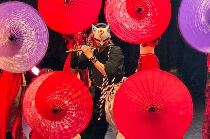 Osaka Night Fusion Japanese Entertainment Show - Audience Engagement
