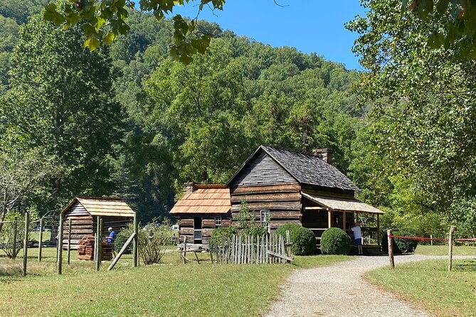 Over the Top Tour in Oconaluftee - Booking Information and Policies