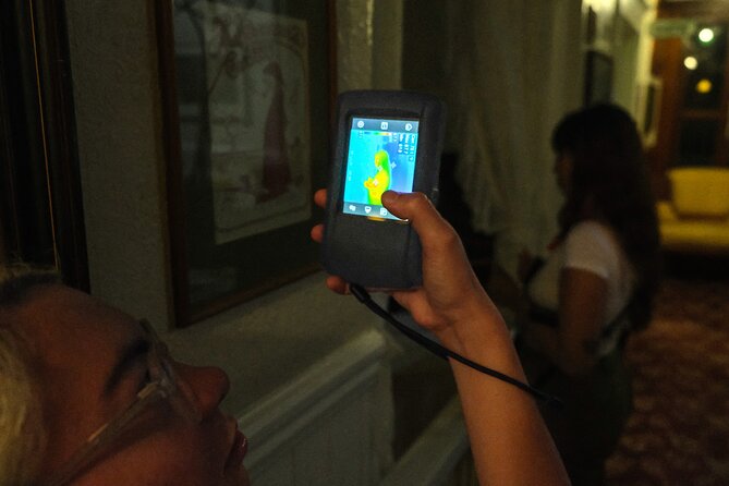 Paranormal Investigation in a Haunted Hotel With Free Cocktail - Alcoholic Beverages and Bar Stop