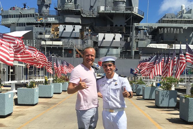 PEARL HARBOR - Excursion in Spanish - Tour Highlights and Inclusions
