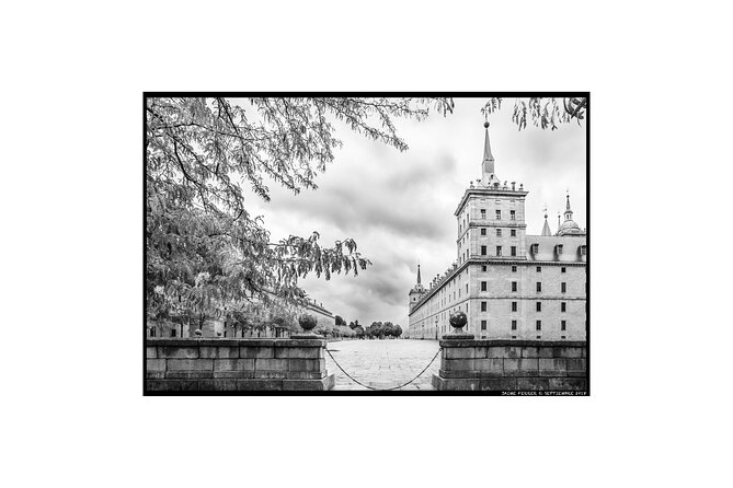 Photographic Experience in Historic San Lorenzo De El Escorial - Pricing and Inclusions Details