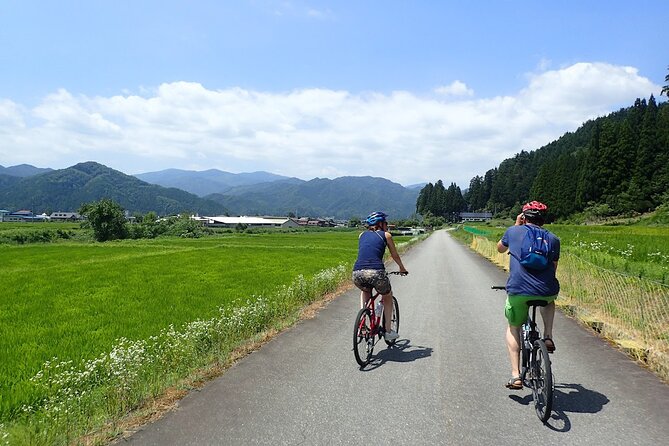 Private 2.5h Bike Tour in Hida - Meeting and Pickup