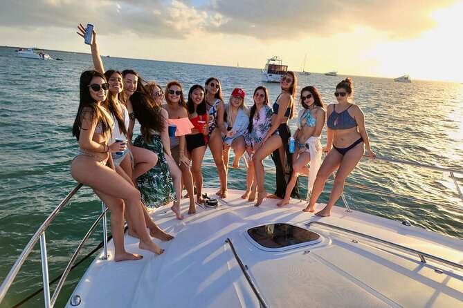 Private 2-hour Miami River Luxury Yacht Charter - Meeting and Pickup Details
